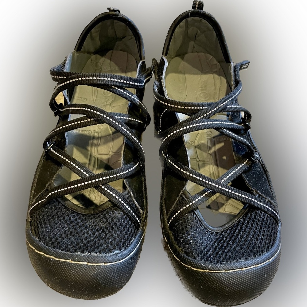 J41 Genesis Vegan adventure shoes